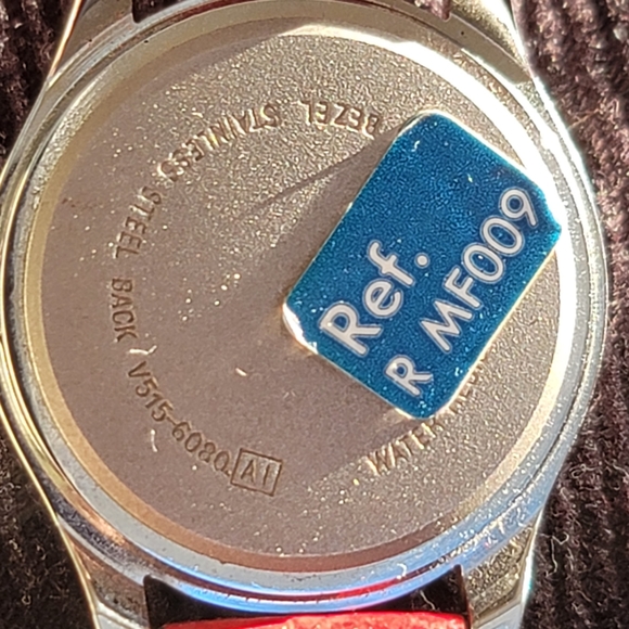 Vintage Disney Minnie Mouse Quartz Watch Lorus V515-6080 1980s - Picture 12 of 13